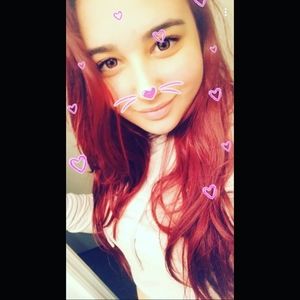 Meet your Posher, Edshalyce